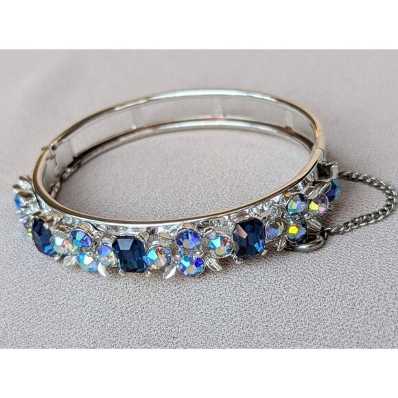 Vintage LISNER Silver Tone Blue Rhinestones AB Hinged Cuff Bracelet 6 3/4" - Picture 2 of 8